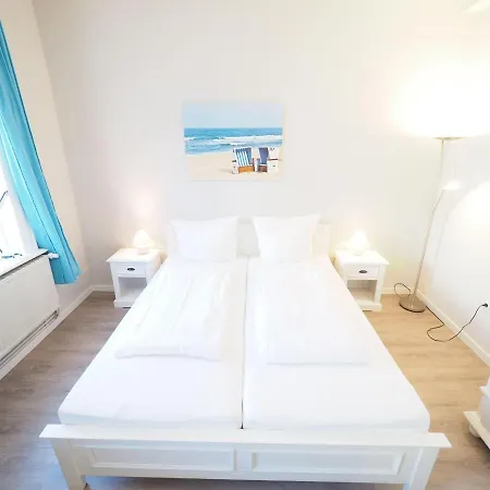 Im-herzen-westerlands-neptun-app-3-strand-fusslaeufig-erreichbar فيسترلاند